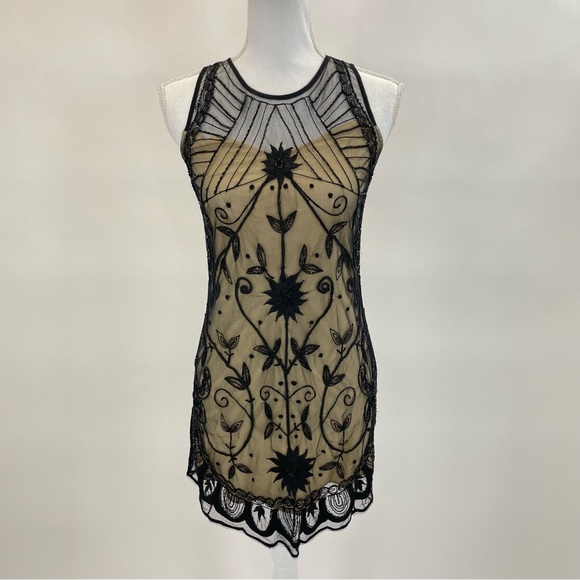 Abercrombie & Fitch Dresses & Skirts - Abercrombie & Fitch Beaded Lace Over Nude Dress XS